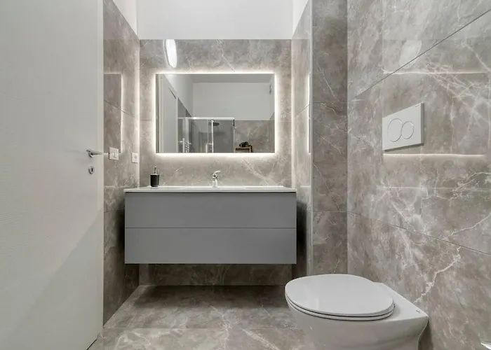 Free Parking Large X11 With 4 Bathrooms Apartament *