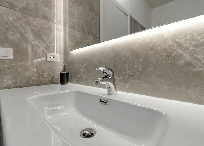 Free Parking Large X11 With 4 Bathrooms Bolonia