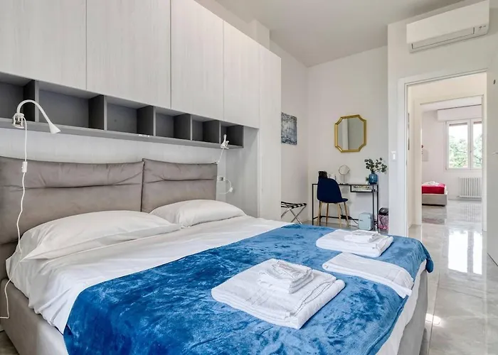 Free Parking Large X11 With 4 Bathrooms Apartament Bolonia