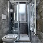Apartament Free Parking Large X11 With 4 Bathrooms