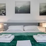 Apartament Free Parking Large X11 With 4 Bathrooms *