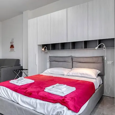 Free Parking Large X11 With 4 Bathrooms