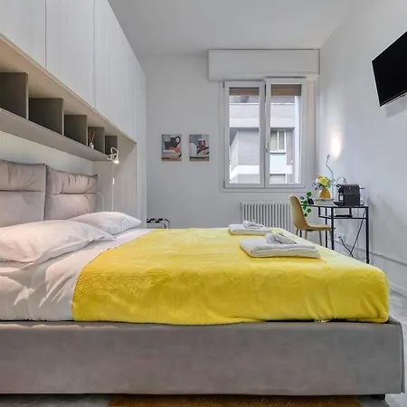 Free Parking Large X11 With 4 Bathrooms Bologna