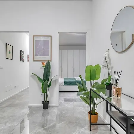 Free Parking Large X11 With 4 Bathrooms