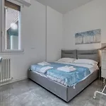 Free Parking Large X11 With 4 Bathrooms *