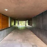 Free Parking Large X11 With 4 Bathrooms *