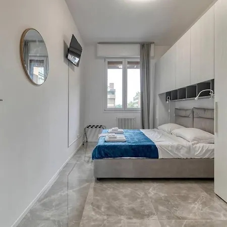 Free Parking Large X11 With 4 Bathrooms Apartament *