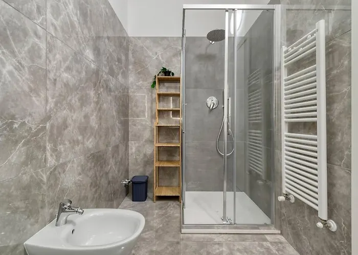 Free Parking Large X11 With 4 Bathrooms Bologna